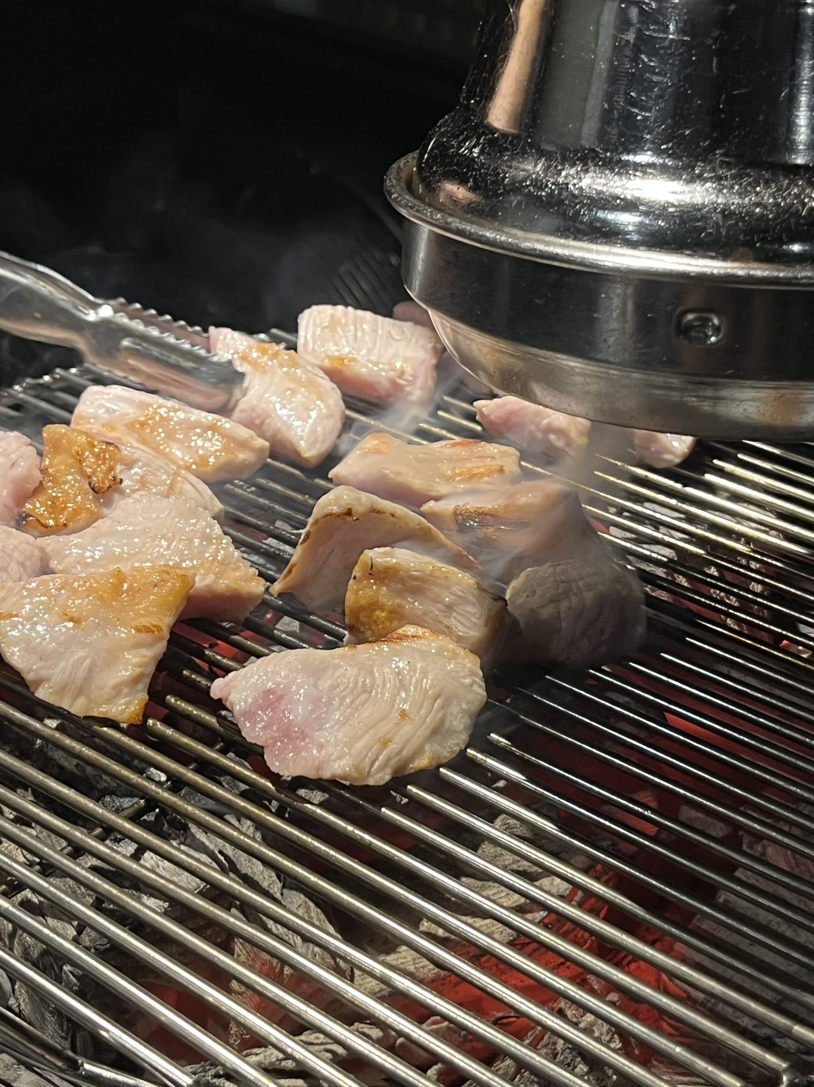 Pork over charcoal at Namyeongdon, Namyeong-dong. Photo by Jeong, Korea