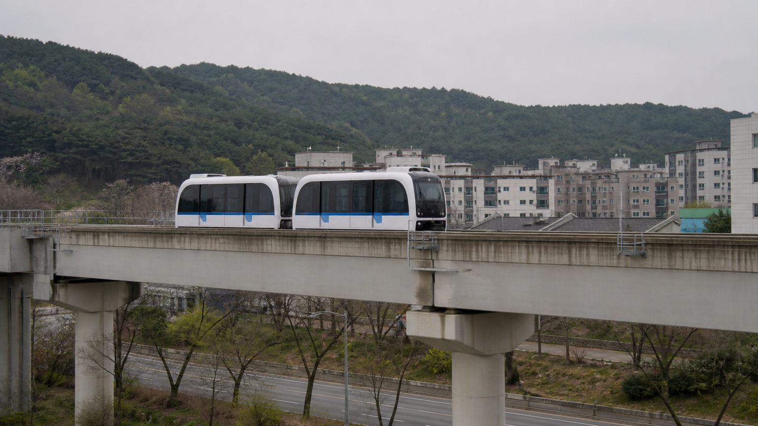 The Yongin EverLine — the light rail that carries the last leg of the journey. Illustration.